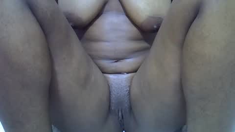 sexy_mayah64 online show from May 14, 2026, 9:43 pm