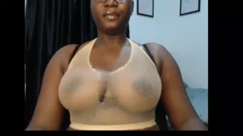 Snapshot of sexy_pearl12 chatting on July 9, 2026, 7:12 am zoe online show from July 9, 2026, 7:12 am