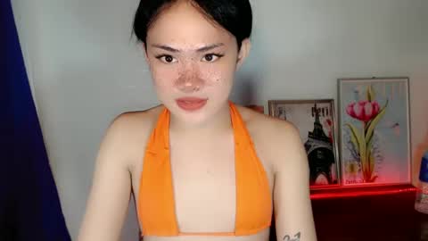 Snapshot of sexy_rc18 chatting on January 18, 2025, 1:19 am RC online show from January 18, 2025, 1:19 am