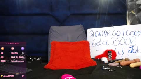 Snapshot of sexy_redgirl chatting on December 20, 2025, 4:08 am karoline online show from December 20, 2025, 4:08 am