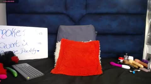 Snapshot of sexy_redgirl chatting on February 26, 2026, 4:33 am karoline online show from February 26, 2026, 4:33 am