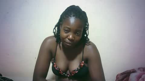 sexy_sandrah online show from November 17, 2025, 12:11 pm