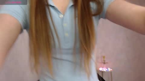 Snapshot of sexy_sansa chatting on February 5, 2026, 4:33 pm Alina online show from February 5, 2026, 4:33 pm