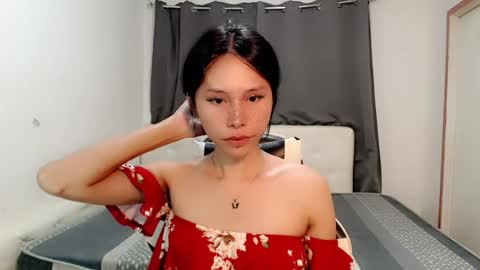 Snapshot of sexy_shanee chatting on July 19, 2026, 4:38 am shane online show from July 19, 2026, 4:38 am