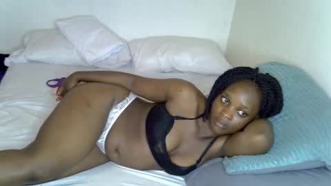 Snapshot of sexy_shay209 chatting on October 26, 2025, 7:09 pm shay online show from October 26, 2025, 7:09 pm