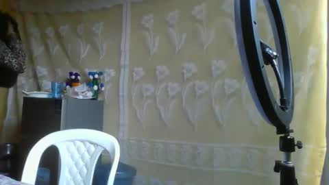 Snapshot of sexy_titz chatting on October 3, 2025, 8:11 am sexy_titz online show from October 3, 2025, 8:11 am