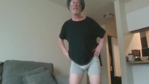 Snapshot of sexy_white_daddy chatting on February 24, 2025, 7:52 pm Daddy online show from February 24, 2025, 7:52 pm