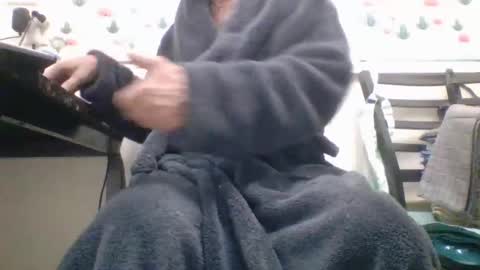 Snapshot of sexy_white_daddy chatting on October 2, 2025, 8:32 am Daddy online show from October 2, 2025, 8:32 am