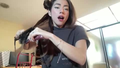 Snapshot of sexyaliceskay chatting on December 16, 2025, 5:29 pm Alice Skay online show from December 16, 2025, 5:29 pm