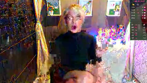 Snapshot of sexyalluringaizy chatting on March 10, 2026, 12:43 pm SexyAziy online show from March 10, 2026, 12:43 pm