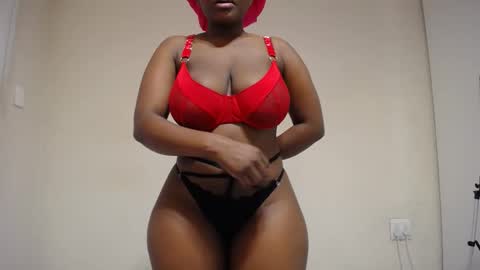 Snapshot of sexyangeliqua chatting on March 6, 2025, 12:30 pm sexyangeliqua online show from March 6, 2025, 12:30 pm