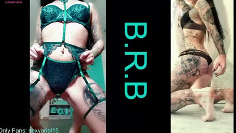 Snapshot of sexyariel15 chatting on April 16, 2026, 4:41 pm SexyAriel15 online show from April 16, 2026, 4:41 pm