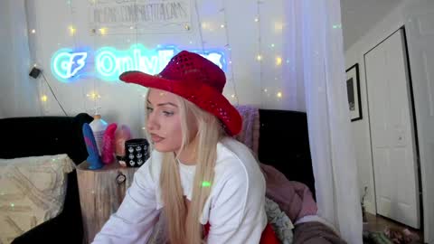 Snapshot of sexyashley_21 chatting on February 3, 2025, 1:41 am Ashley Teal online show from February 3, 2025, 1:41 am