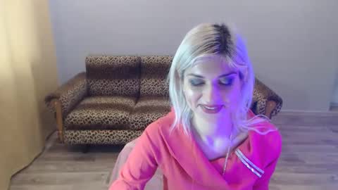 sexybeatriice online show from February 1, 2025, 10:15 am