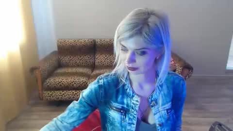 sexybeatriice online show from February 3, 2025, 11:09 am