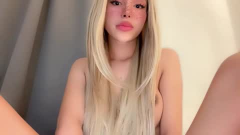 Seraphina Blaze online show from February 22, 2026, 10:25 am