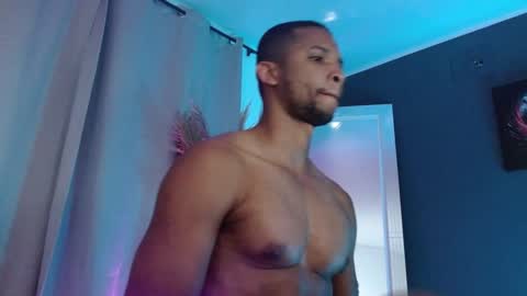 Snapshot of sexyblack1993 chatting on December 3, 2024, 9:33 am sexyblack online show from December 3, 2024, 9:33 am