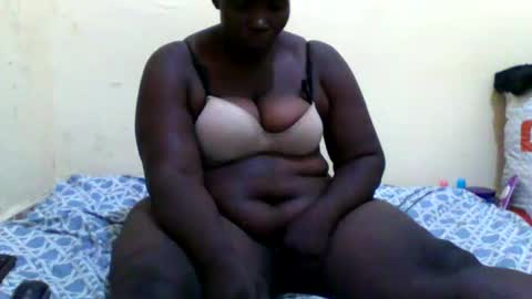 Snapshot of sexyblackberry7 chatting on January 29, 2025, 2:00 pm MAUREEN online show from January 29, 2025, 2:00 pm