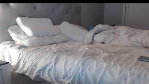 Sexyblonde4u58 online show from October 29, 2025, 4:15 am