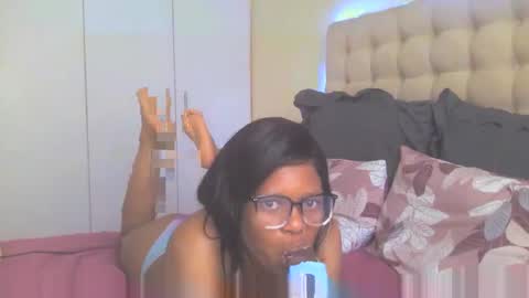 sexyboobs16 online show from November 1, 2025, 10:17 am