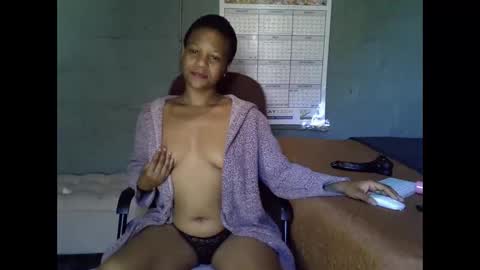 sexyboobs16 online show from December 19, 2025, 5:14 am