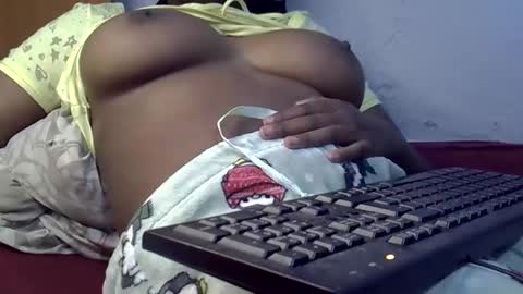 Snapshot of sexycarina254 chatting on November 29, 2025, 3:48 pm sexycarina254 online show from November 29, 2025, 3:48 pm