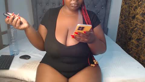 Snapshot of sexychocco_ chatting on March 11, 2025, 3:23 pm sexychocco online show from March 11, 2025, 3:23 pm