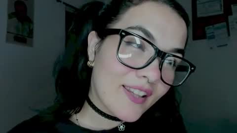 sexychubbyanna online show from July 8, 2026, 10:25 pm