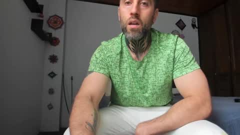 Snapshot of sexycolombian2022 chatting on January 4, 2025, 6:19 pm Antonioylola online show from January 4, 2025, 6:19 pm