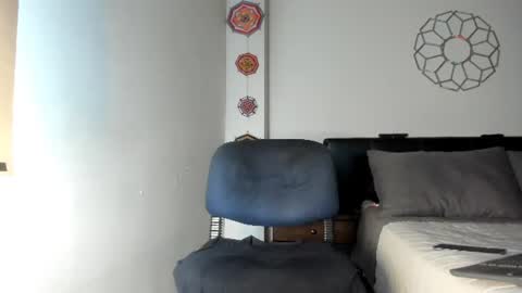 Snapshot of sexycolombian2022 chatting on July 17, 2026, 5:07 pm Antonioylola online show from July 17, 2026, 5:07 pm