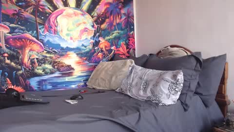 Snapshot of sexydarkhunter2 chatting on September 10, 2025, 9:37 pm Mike online show from September 10, 2025, 9:37 pm