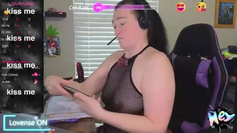 Snapshot of sexydistraction1 chatting on February 5, 2025, 7:31 pm  SexyDistraction  online show from February 5, 2025, 7:31 pm