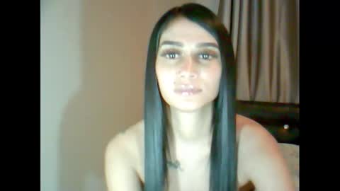 sexydiva02 online show from November 9, 2025, 5:22 pm