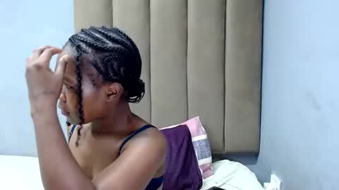 Snapshot of sexydivaxxx96 chatting on December 16, 2025, 8:19 am sexydivaxxx96 online show from December 16, 2025, 8:19 am