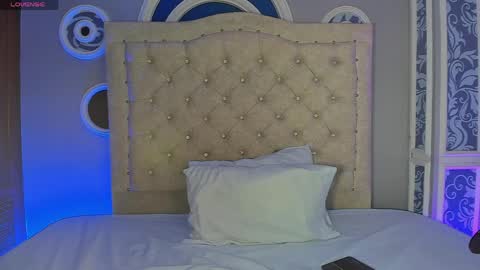 Mia Lifa online show from May 29, 2026, 8:07 pm