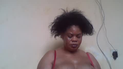 Snapshot of sexydove2 chatting on July 7, 2026, 6:47 am EMILY online show from July 7, 2026, 6:47 am