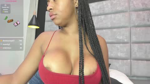 Snapshot of sexyebonyvip_ chatting on January 4, 2025, 12:16 am Vanessa online show from January 4, 2025, 12:16 am
