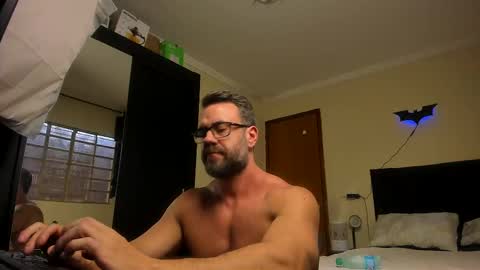 Snapshot of sexyflightz chatting on October 2, 2025, 4:25 pm chris online show from October 2, 2025, 4:25 pm