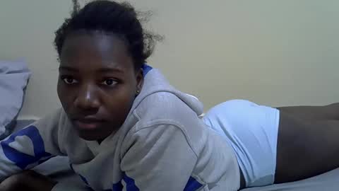 sexyghurl12 online show from October 5, 2025, 6:34 am