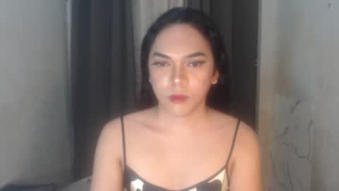 TYRA 3 online show from February 24, 2026, 9:35 pm
