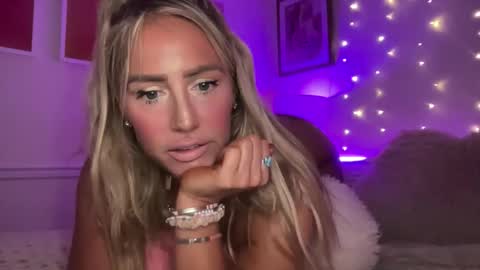 Ashley Love online show from May 30, 2026, 11:18 am