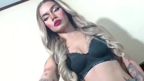 sexyhotbabe18 online show from April 12, 2026, 7:30 pm