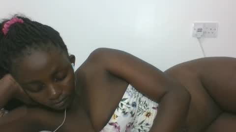 JOAN online show from March 3, 2025, 9:15 pm