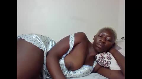 FENNY online show from October 19, 2025, 6:41 pm