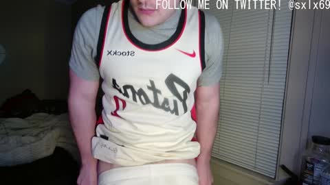 Snapshot of sexylax69 chatting on February 6, 2025, 1:27 am sexylax69 online show from February 6, 2025, 1:27 am