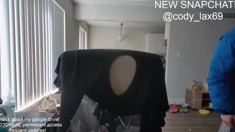 Snapshot of sexylax69 chatting on March 27, 2026, 3:12 pm sexylax69 online show from March 27, 2026, 3:12 pm