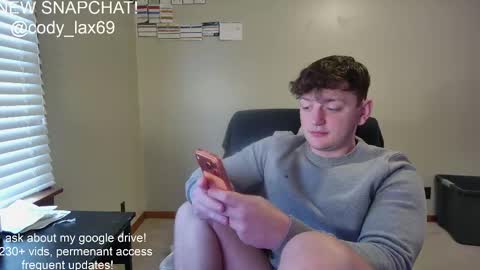 Snapshot of sexylax69 chatting on April 28, 2026, 3:17 pm sexylax69 online show from April 28, 2026, 3:17 pm