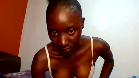 Snapshot of sexylucia5 chatting on May 2, 2026, 10:04 pm sexylucia5 online show from May 2, 2026, 10:04 pm