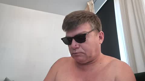 sexymaikel69 online show from June 27, 2026, 9:47 am