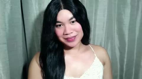 Snapshot of sexymika_xoxo chatting on March 11, 2026, 7:25 am Mika online show from March 11, 2026, 7:25 am